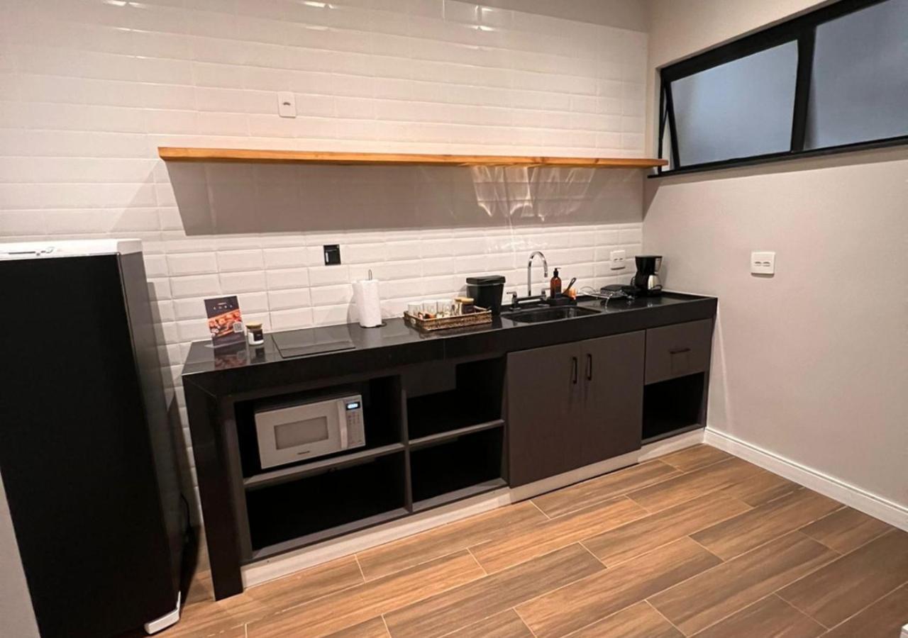 Kastel Petropolis Hotell Eksteriør bilde