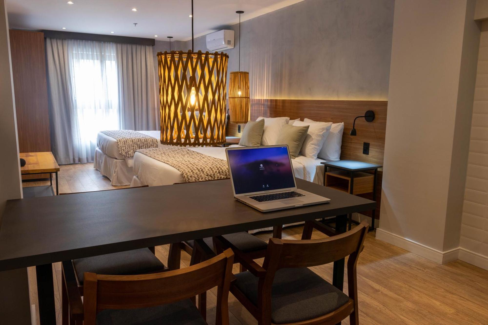 Kastel Petropolis Hotell Eksteriør bilde