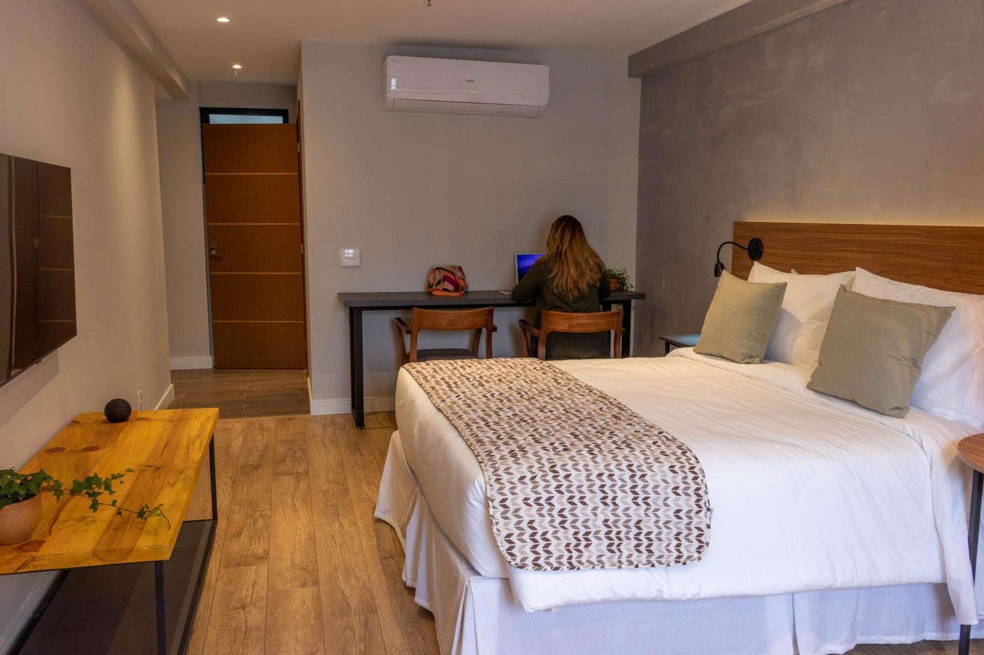 Kastel Petropolis Hotell Eksteriør bilde